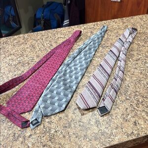 Geoffrey Beene Red and Gray Silk Ties Accessories